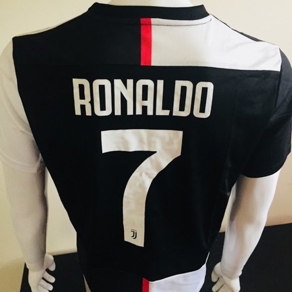 Ronaldo juventus jersey - Picture 1 of 3